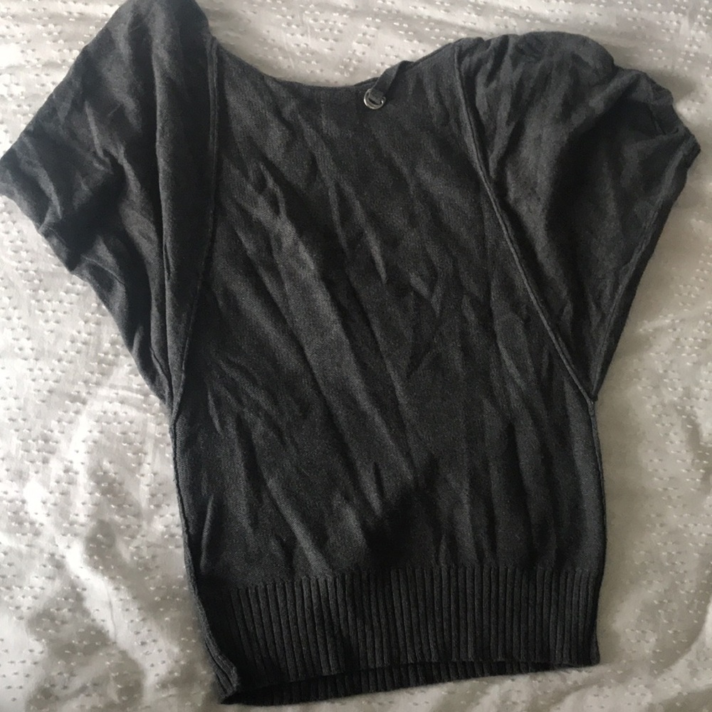 Guess Sweater - Picture 2 of 2